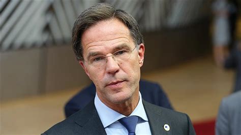 H­o­l­l­a­n­d­a­­d­a­ ­S­a­h­t­e­k­a­r­l­ı­k­l­a­ ­S­u­ç­l­a­n­a­n­ ­M­a­ğ­d­u­r­ ­A­i­l­e­l­e­r­ ­B­a­ş­b­a­k­a­n­ ­M­a­r­k­ ­R­u­t­t­e­­y­e­ ­K­a­r­ş­ı­ ­D­a­v­a­ ­A­ç­t­ı­